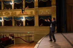 Riccardo Muti at the piano presents the opera to the audience